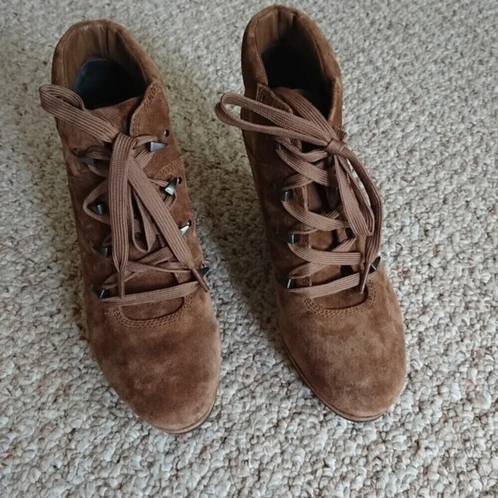Via Spiga Dekel lace up bootie wedges Size 7.5